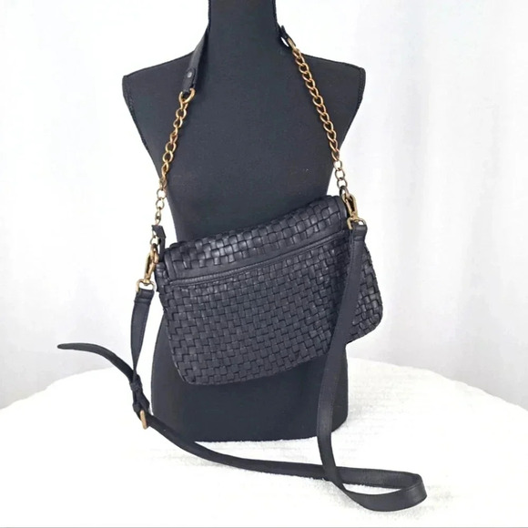 Vintage Valentina Black Woven Leather Dual Strap Handbag with Chain Details - Picture 2 of 12